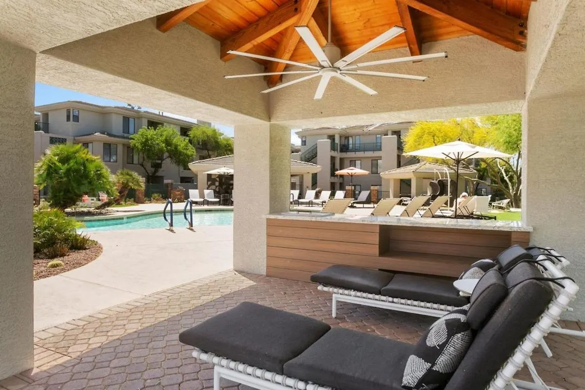 3Br Cozysuites At Kierland Commons With Pool #12 Scottsdale Apartment