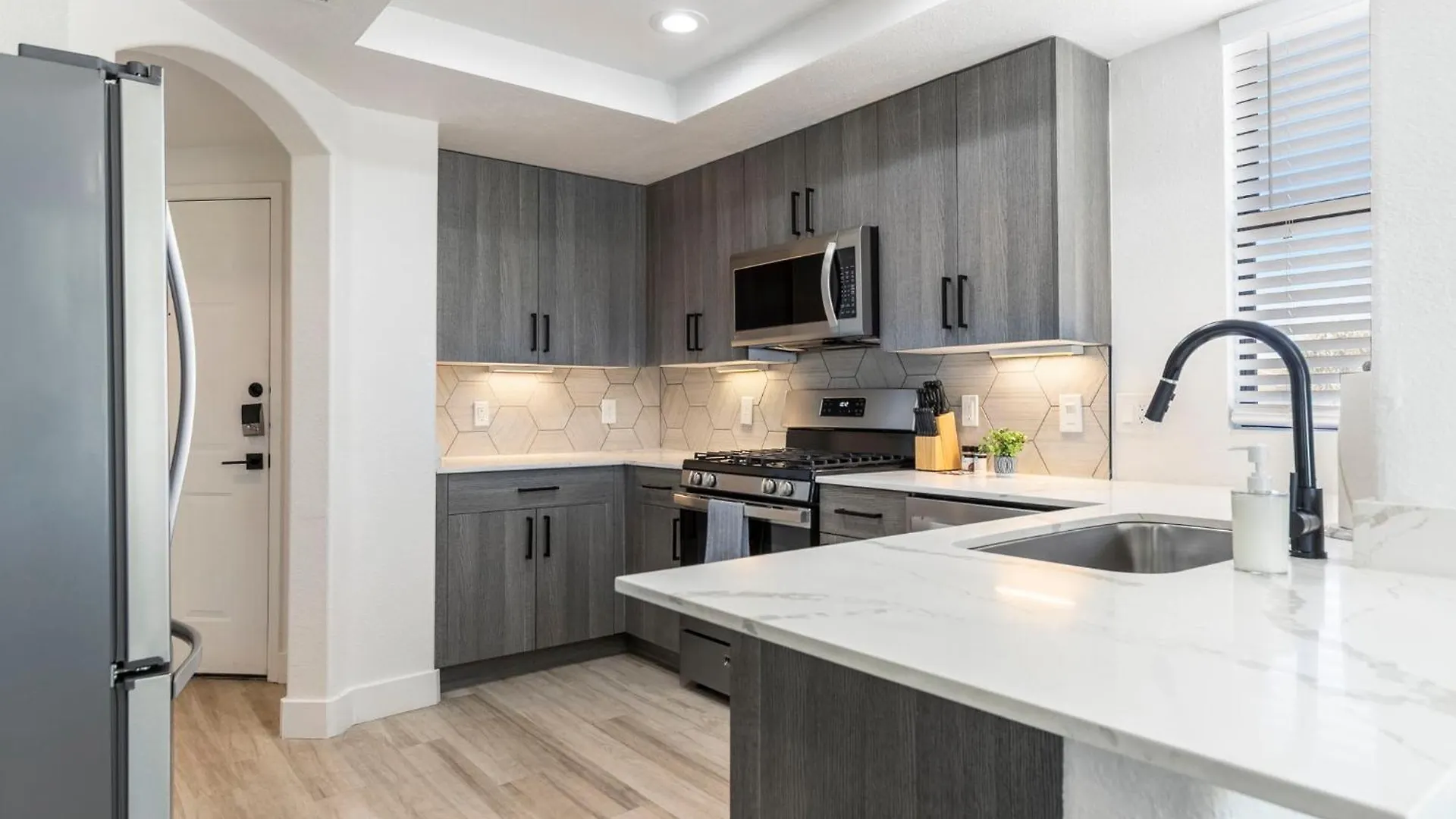 3Br Cozysuites At Kierland Commons With Pool #12 Scottsdale 0*,  USA