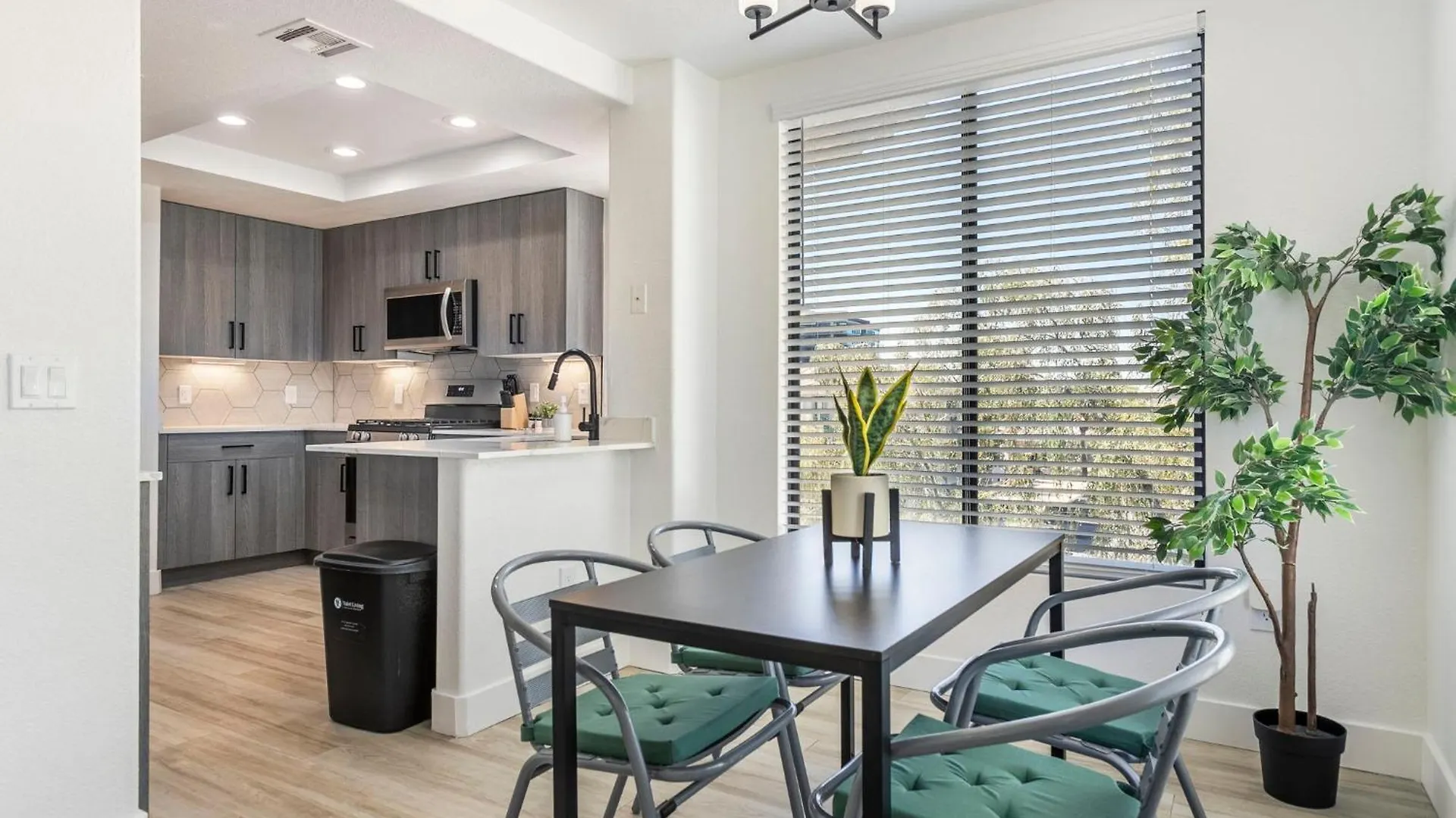 3Br Cozysuites At Kierland Commons With Pool #12 Scottsdale 0*,